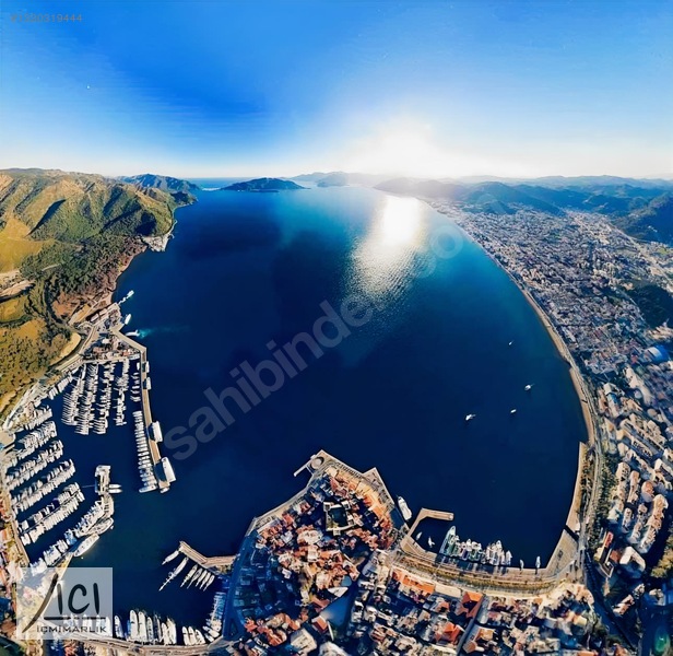 Merkezde Denize 100 Metre Mesafede 1+1 Daire..