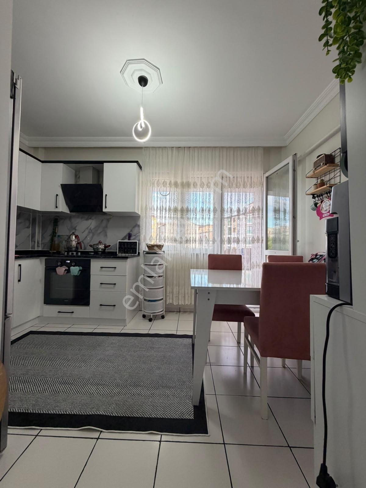 Çorlu Merkezde Ara Kat Ön Cepe Masrafsız Daire — fotoğraf 17