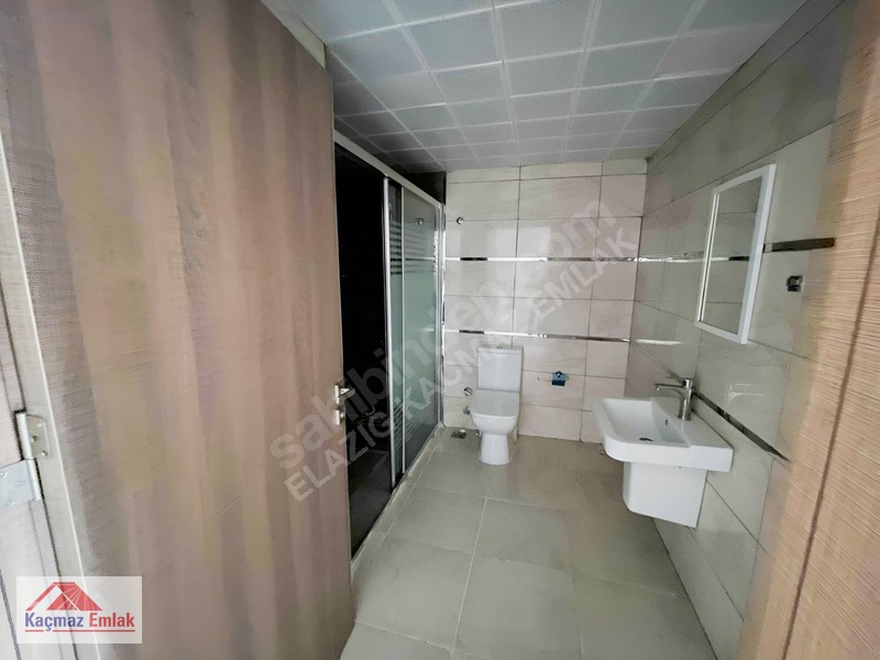 Kaçmaz Emlak'tan Güney Kent Tokiler De Arakat 3+1 Daire — fotoğraf 17