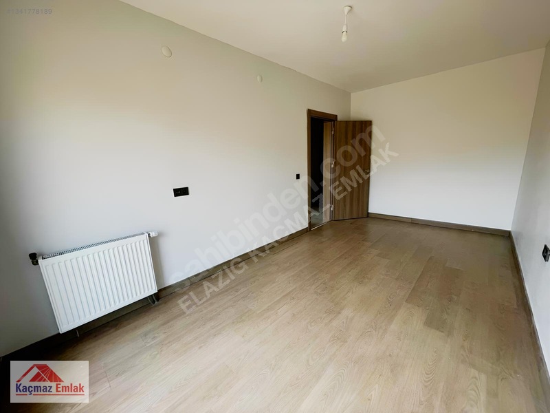 Kaçmaz Emlak'tan Güney Kent Tokiler De Arakat 3+1 Daire — fotoğraf 20