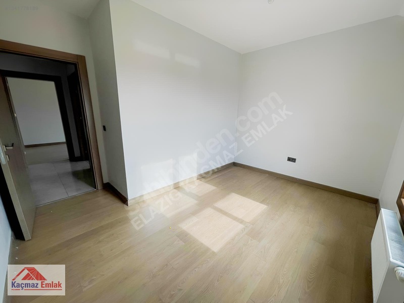 Kaçmaz Emlak'tan Güney Kent Tokiler De Arakat 3+1 Daire — fotoğraf 25