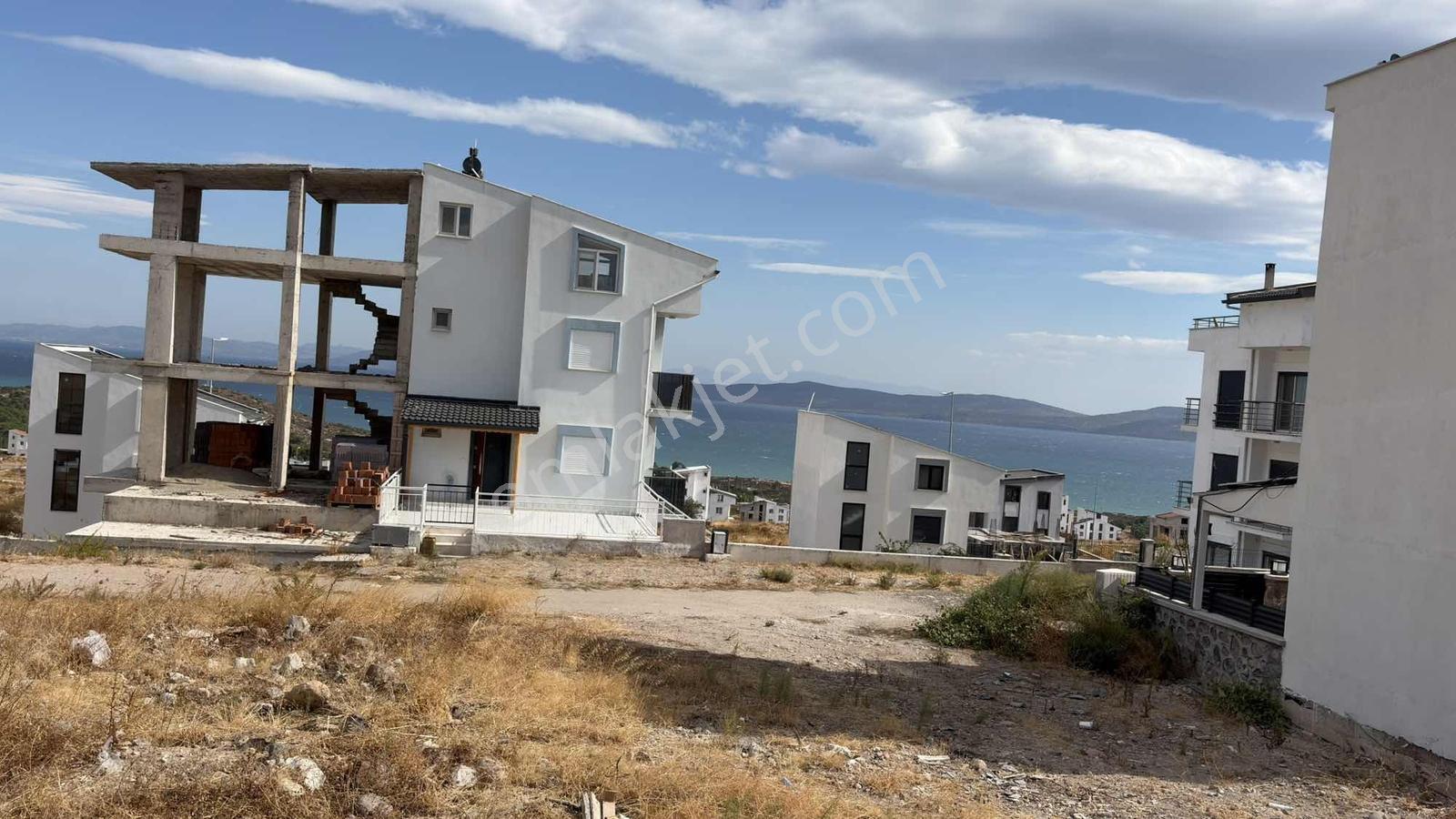 Deniz Manzaralı Mükemmel Konumlu 2.5 Kat Villa Arsası — fotoğraf 2