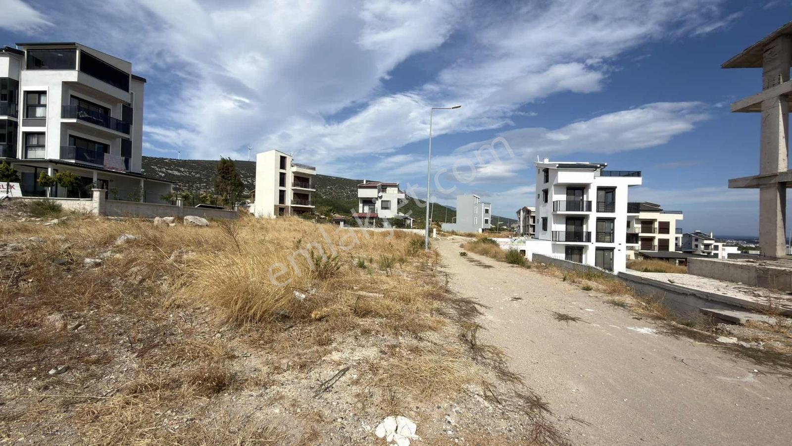 Deniz Manzaralı Mükemmel Konumlu 2.5 Kat Villa Arsası — fotoğraf 8