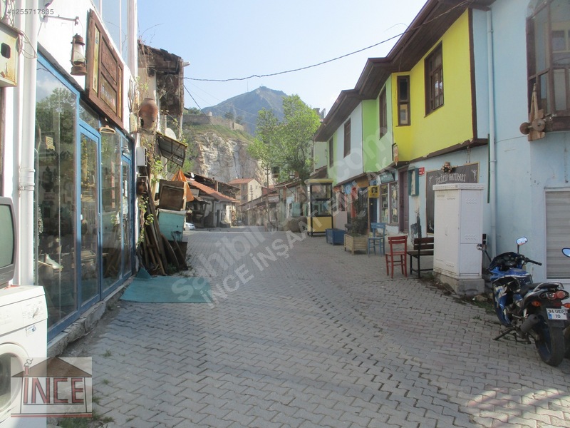 Çorum İskilip Semerciler Çarşısında 48 M2 İki Dükkan Satılık Dük