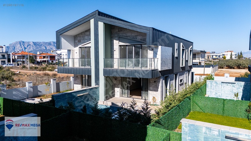 Yeşilbayır'Da Site İçi Müstakil Havuzlu 4+1 Lüks Villa