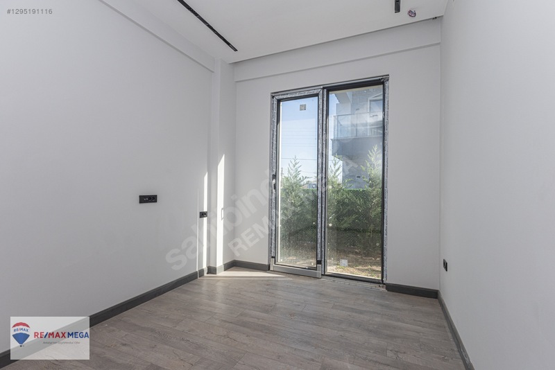 Yeşilbayır'da Site İçi Müstakil Havuzlu 4+1 Lüks Villa — fotoğraf 10