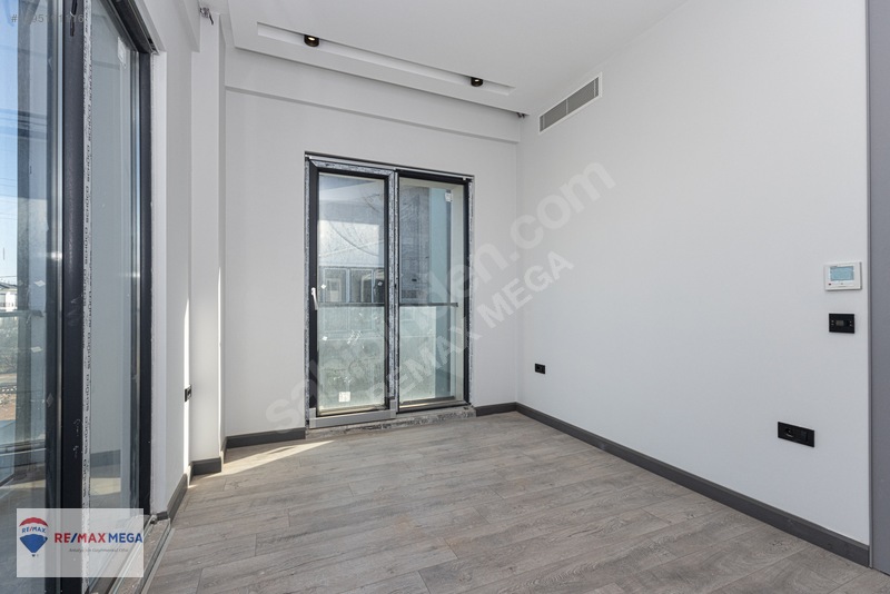 Yeşilbayır'da Site İçi Müstakil Havuzlu 4+1 Lüks Villa — fotoğraf 14