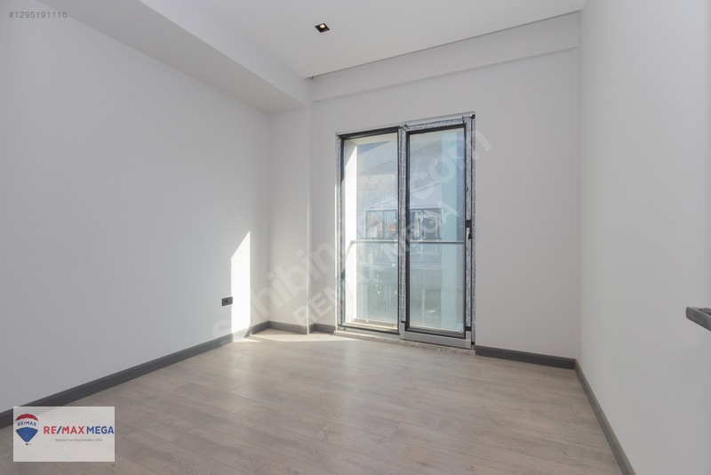 Yeşilbayır'da Site İçi Müstakil Havuzlu 4+1 Lüks Villa — fotoğraf 15