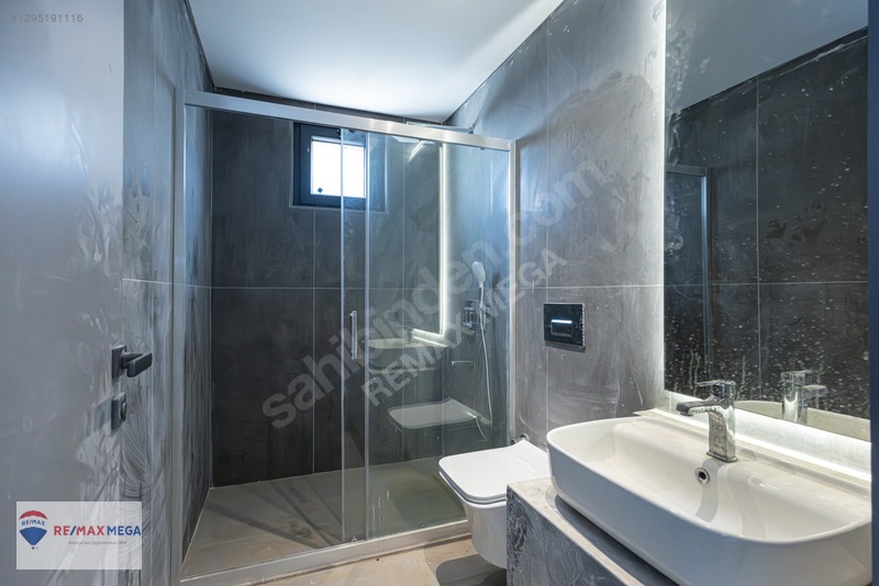 Yeşilbayır'da Site İçi Müstakil Havuzlu 4+1 Lüks Villa — fotoğraf 16