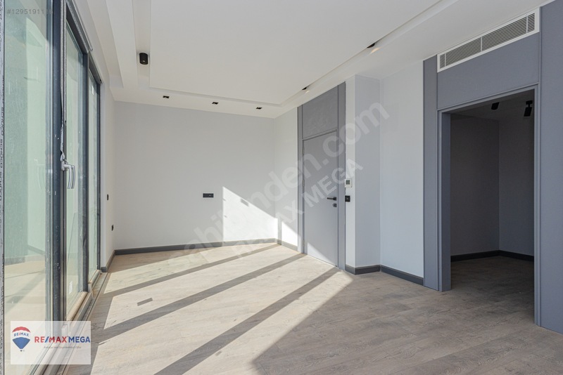 Yeşilbayır'da Site İçi Müstakil Havuzlu 4+1 Lüks Villa — fotoğraf 18