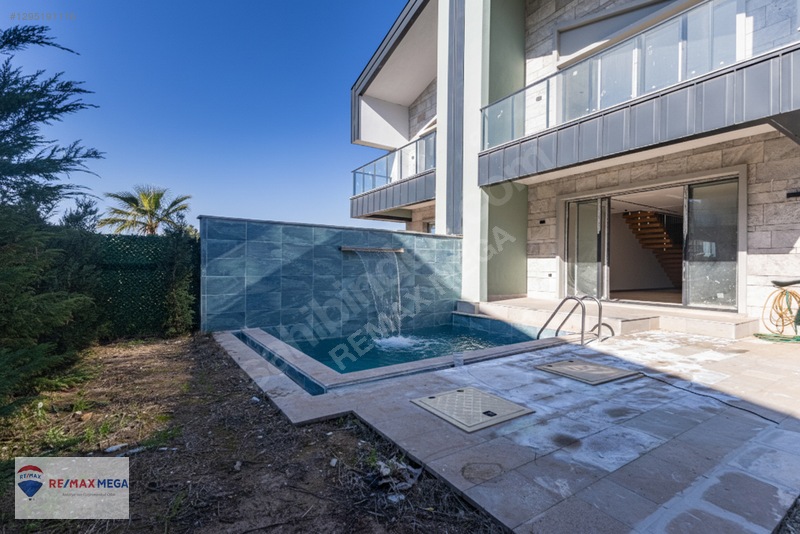 Yeşilbayır'da Site İçi Müstakil Havuzlu 4+1 Lüks Villa — fotoğraf 25