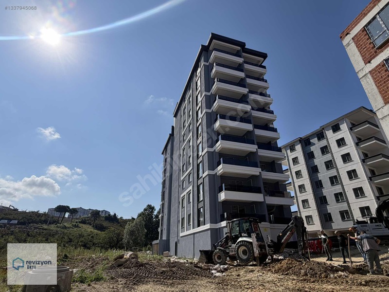 Revizyon'Dan *Eminevim Fuzul Uygun*2+1 Manzaralı Daire!