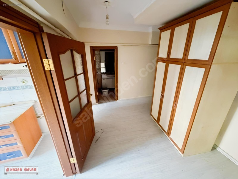 Hazar Emlaktan Dikmen De Cadde Yakını 2+1 Daire — fotoğraf 7