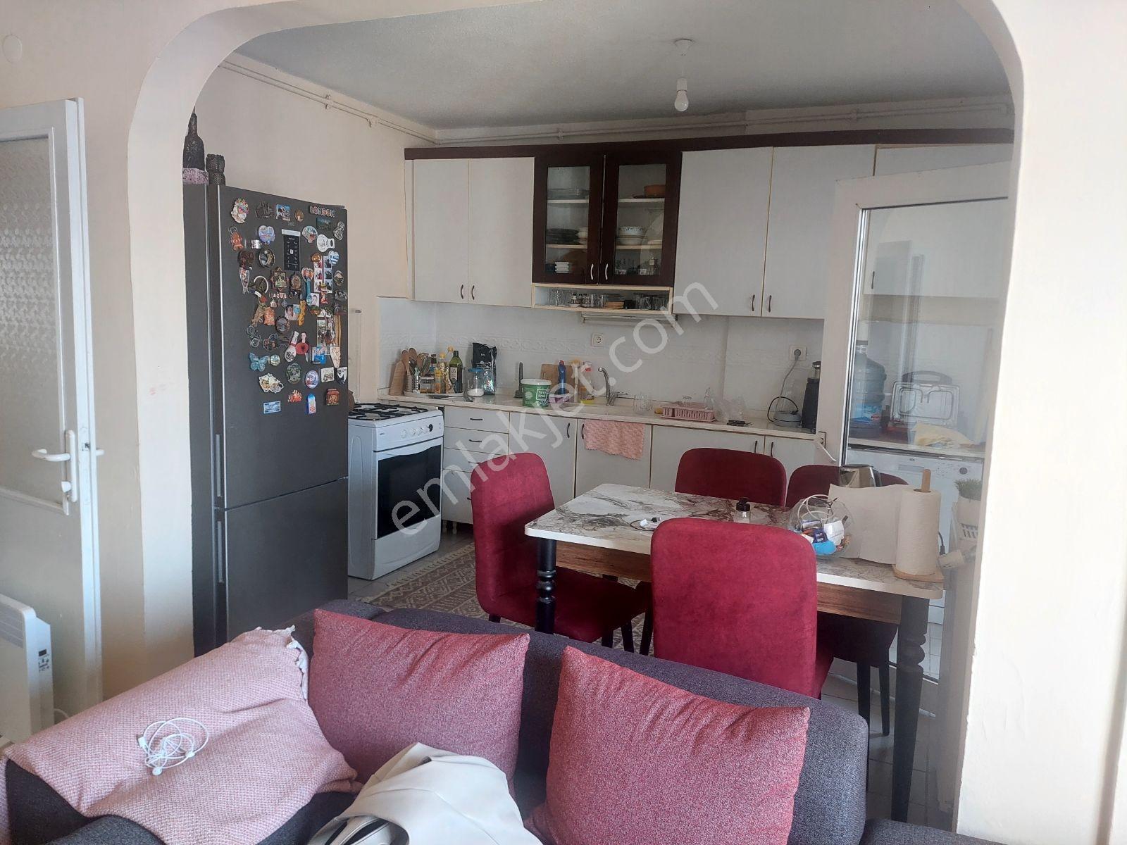Emlak Bankası 3. Etaplarda 1+1 Satılık Daire — fotoğraf 2