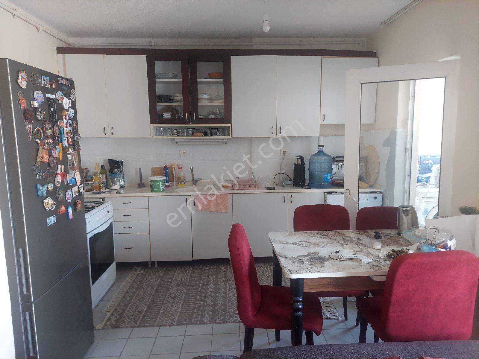 Emlak Bankası 3. Etaplarda 1+1 Satılık Daire — fotoğraf 5