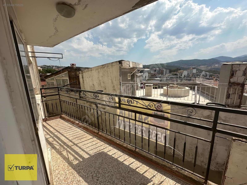 Turpa Vip'ten Ödemiş Ekmek Fırını Yakını Satılık Daire — fotoğraf 8