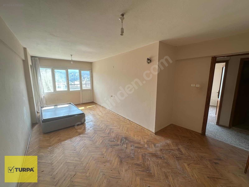 Turpa Vip'ten Ödemiş Ekmek Fırını Yakını Satılık Daire — fotoğraf 24
