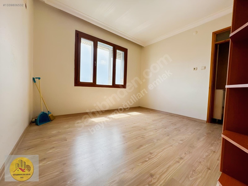 Buca Yeşilbağlar Mah. Merkezde Satılık 2+0 Teraslı Daire — fotoğraf 2
