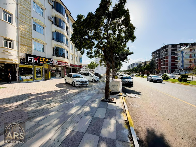 Ars Gayrimenkul' Den Doğukent Caddesinde Satılık Dükkan.. — fotoğraf 3