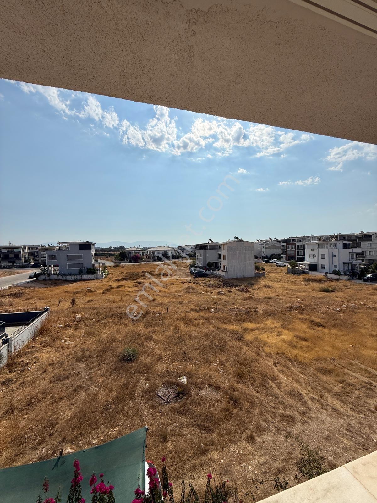 Acil Satılık 3+1 Villa Ayrı Mutfak — fotoğraf 7