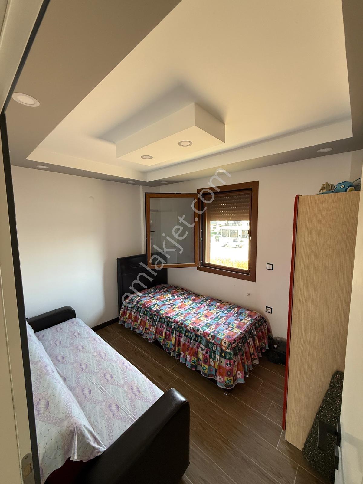 Acil Satılık 3+1 Villa Ayrı Mutfak — fotoğraf 14