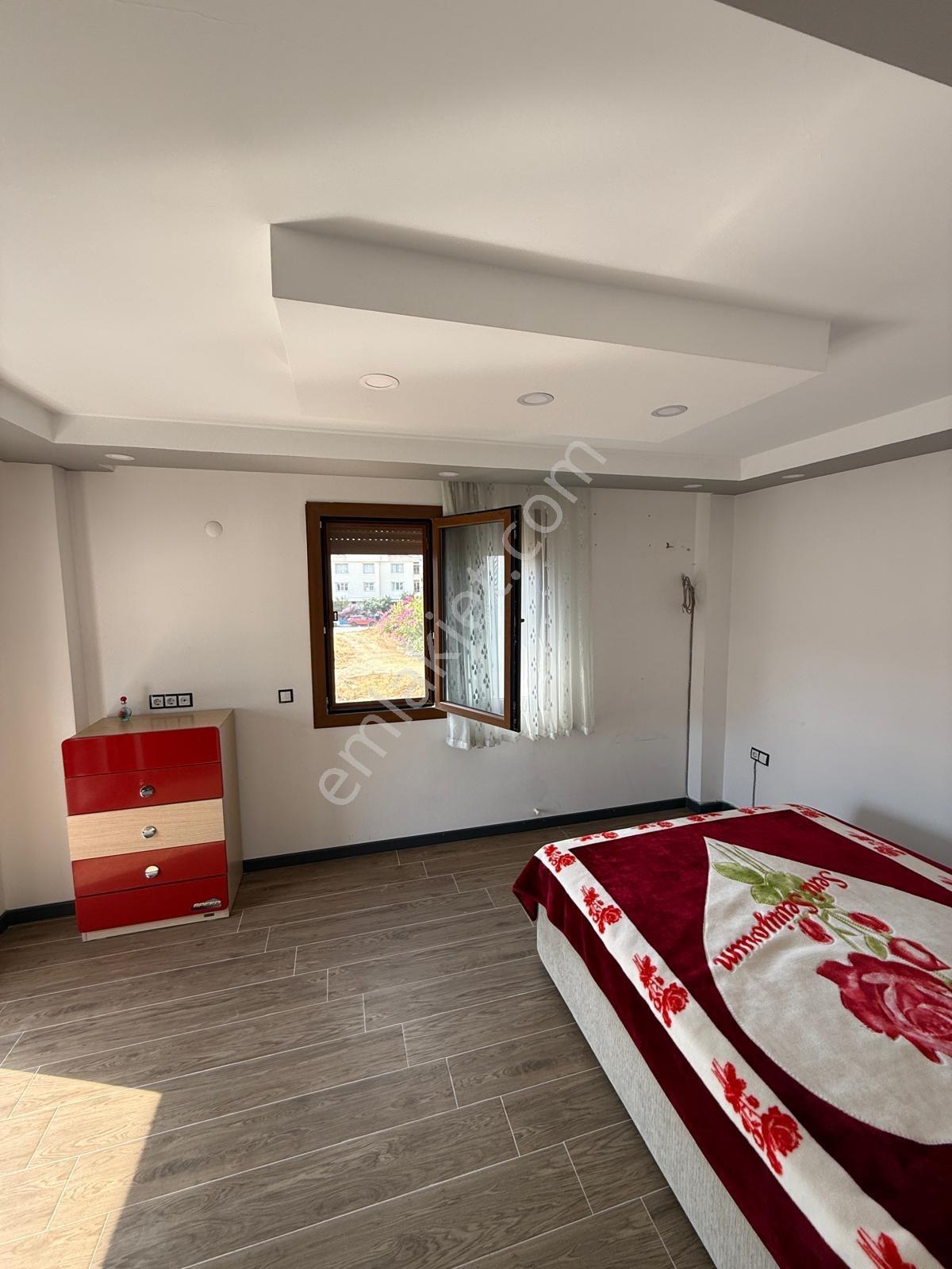 Acil Satılık 3+1 Villa Ayrı Mutfak — fotoğraf 18