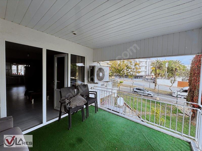Örnekköy Sitesinde Özel Plajlı Denize 250m Müstakil Girişli 2+1 — fotoğraf 5