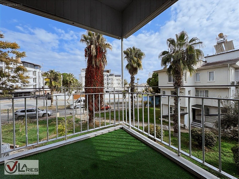 Örnekköy Sitesinde Özel Plajlı Denize 250m Müstakil Girişli 2+1 — fotoğraf 6