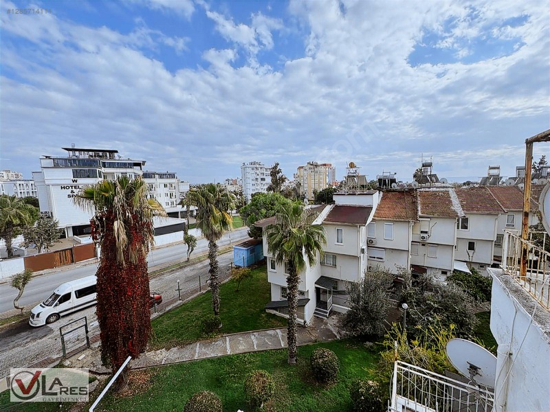 Örnekköy Sitesinde Özel Plajlı Denize 250m Müstakil Girişli 2+1 — fotoğraf 9