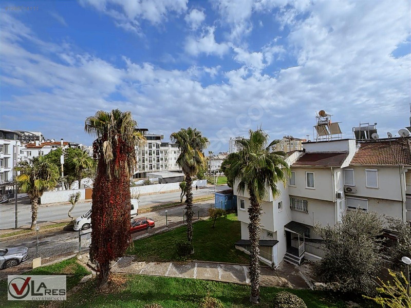 Örnekköy Sitesinde Özel Plajlı Denize 250m Müstakil Girişli 2+1 — fotoğraf 11