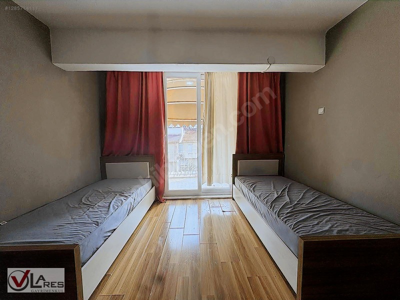 Örnekköy Sitesinde Özel Plajlı Denize 250m Müstakil Girişli 2+1 — fotoğraf 22