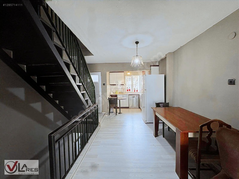 Örnekköy Sitesinde Özel Plajlı Denize 250m Müstakil Girişli 2+1 — fotoğraf 28