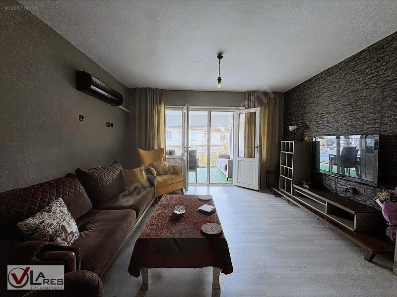 Örnekköy Sitesinde Özel Plajlı Denize 250m Müstakil Girişli 2+1 — fotoğraf 34