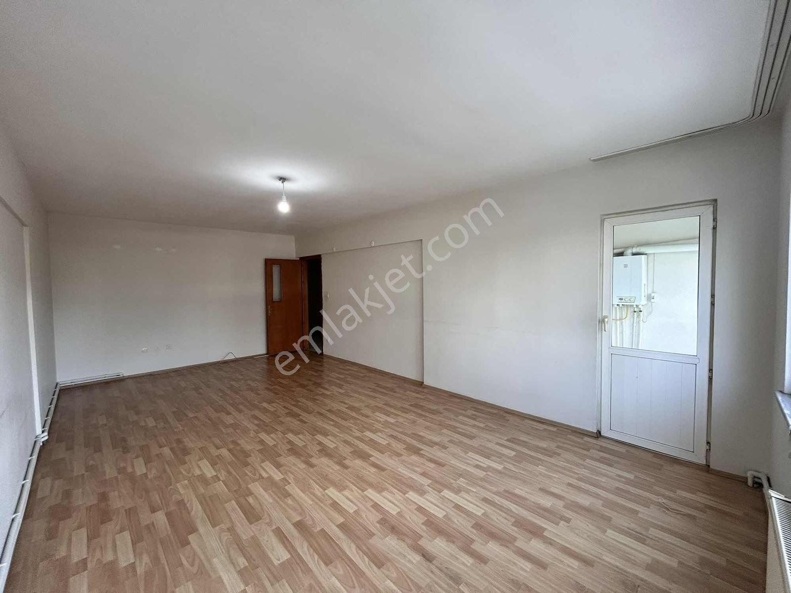Remaxhedef Beylikdüzü Barış Mah. Işık 64 Sitesi 6. Kat 3+1 Daire — fotoğraf 5