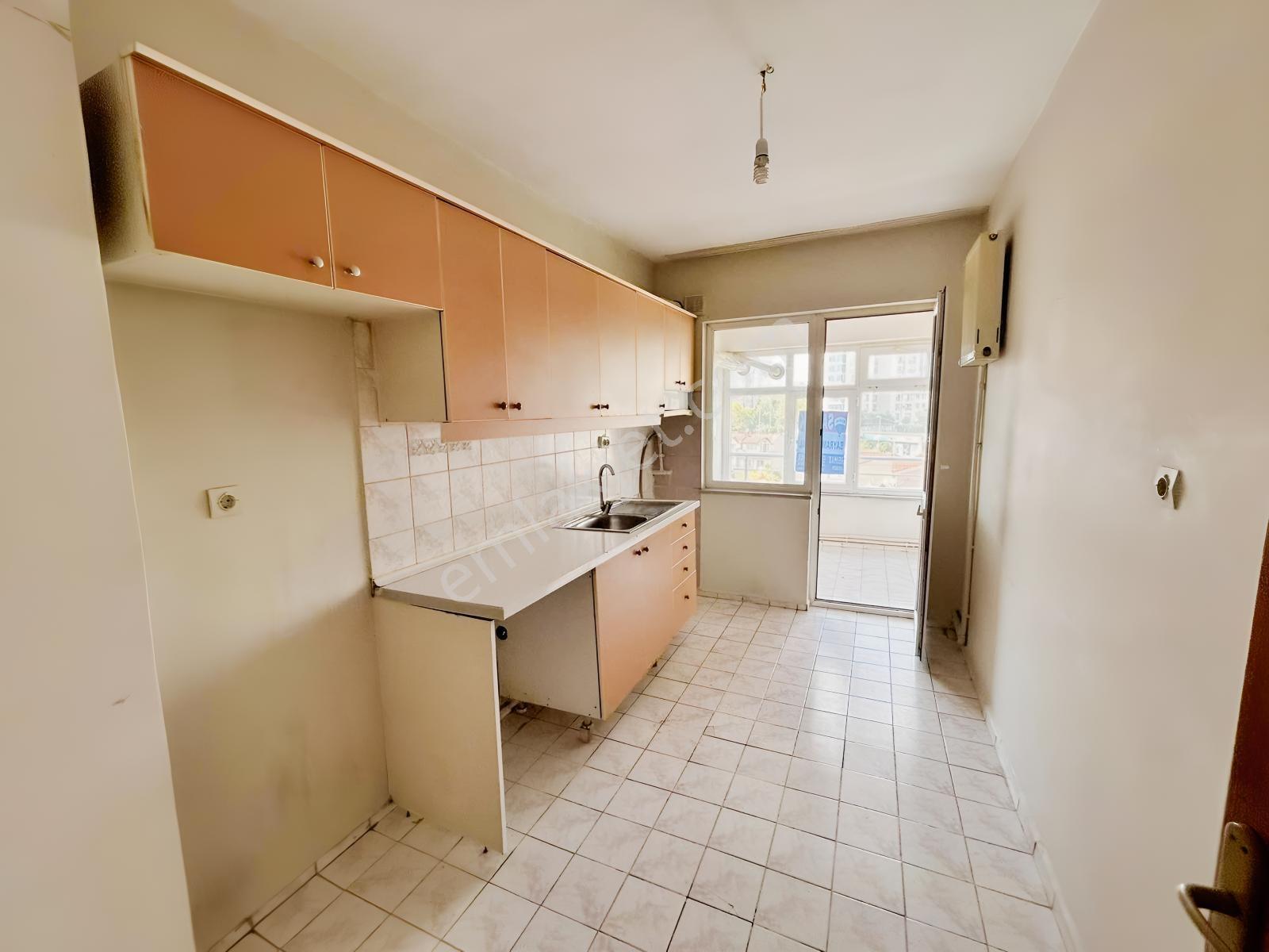 Remaxhedef Beylikdüzü Barış Mah. Işık 64 Sitesi 6. Kat 3+1 Daire — fotoğraf 9
