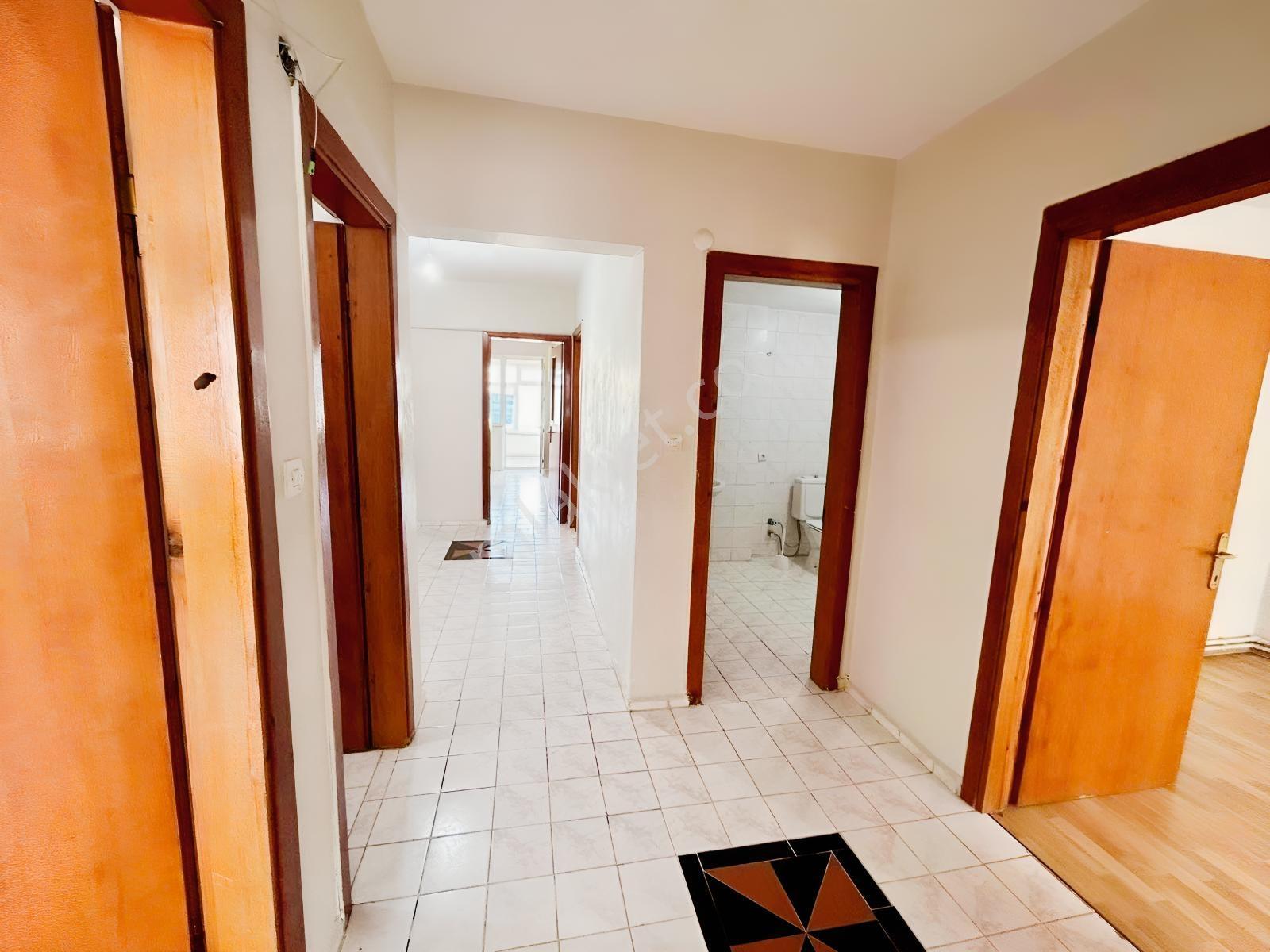 Remaxhedef Beylikdüzü Barış Mah. Işık 64 Sitesi 6. Kat 3+1 Daire — fotoğraf 12