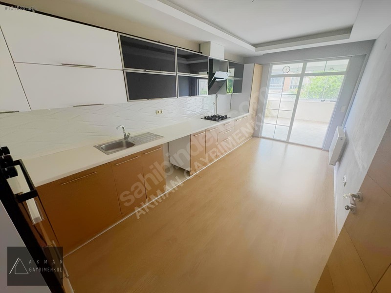 Akman/cağaloğlu 150m/site İçi/cam Balkonlu/katta Tek Daire 3+1 — fotoğraf 3