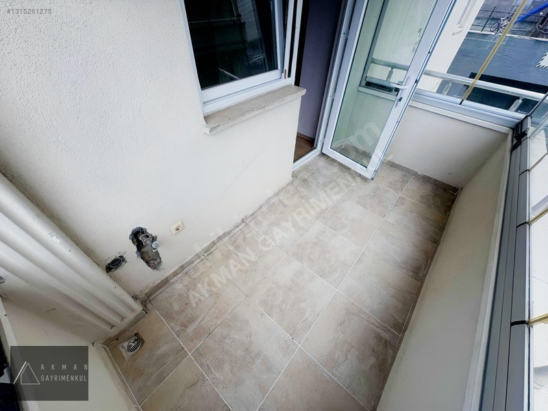 Akman/cağaloğlu 150m/site İçi/cam Balkonlu/katta Tek Daire 3+1 — fotoğraf 23