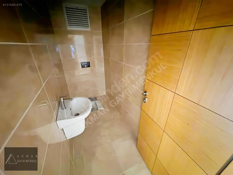 Akman/cağaloğlu 150m/site İçi/cam Balkonlu/katta Tek Daire 3+1 — fotoğraf 29