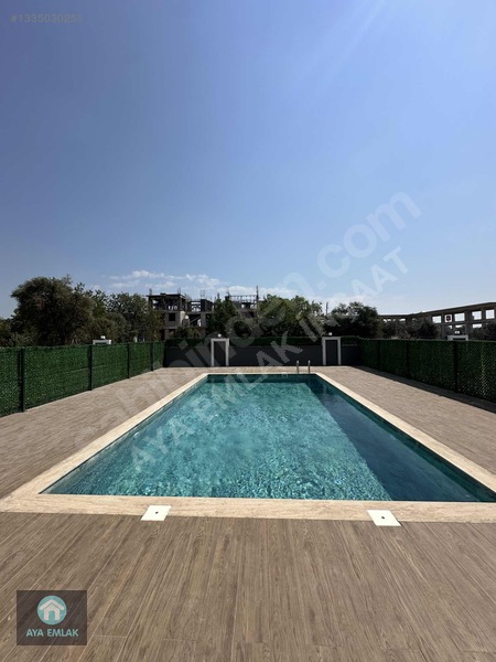 Bilim Üniversitesi Karşısı Havuzlu Sitede Satılık 1+1 — fotoğraf 4