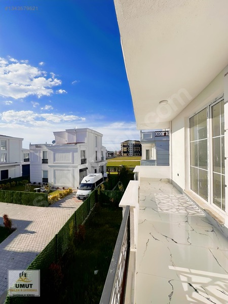 Edremit'te Hilton Oteli Arkasında Satılık 6+1 Triplex Villa — fotoğraf 14
