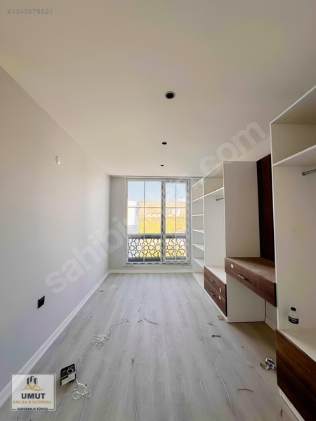 Edremit'te Hilton Oteli Arkasında Satılık 6+1 Triplex Villa — fotoğraf 17