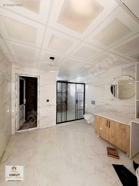 Edremit'te Hilton Oteli Arkasında Satılık 6+1 Triplex Villa — fotoğraf 21