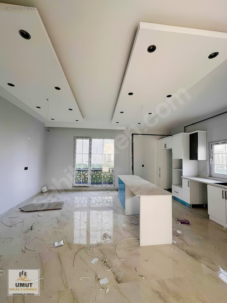 Edremit'te Hilton Oteli Arkasında Satılık 6+1 Triplex Villa — fotoğraf 28