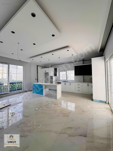 Edremit'te Hilton Oteli Arkasında Satılık 6+1 Triplex Villa — fotoğraf 29