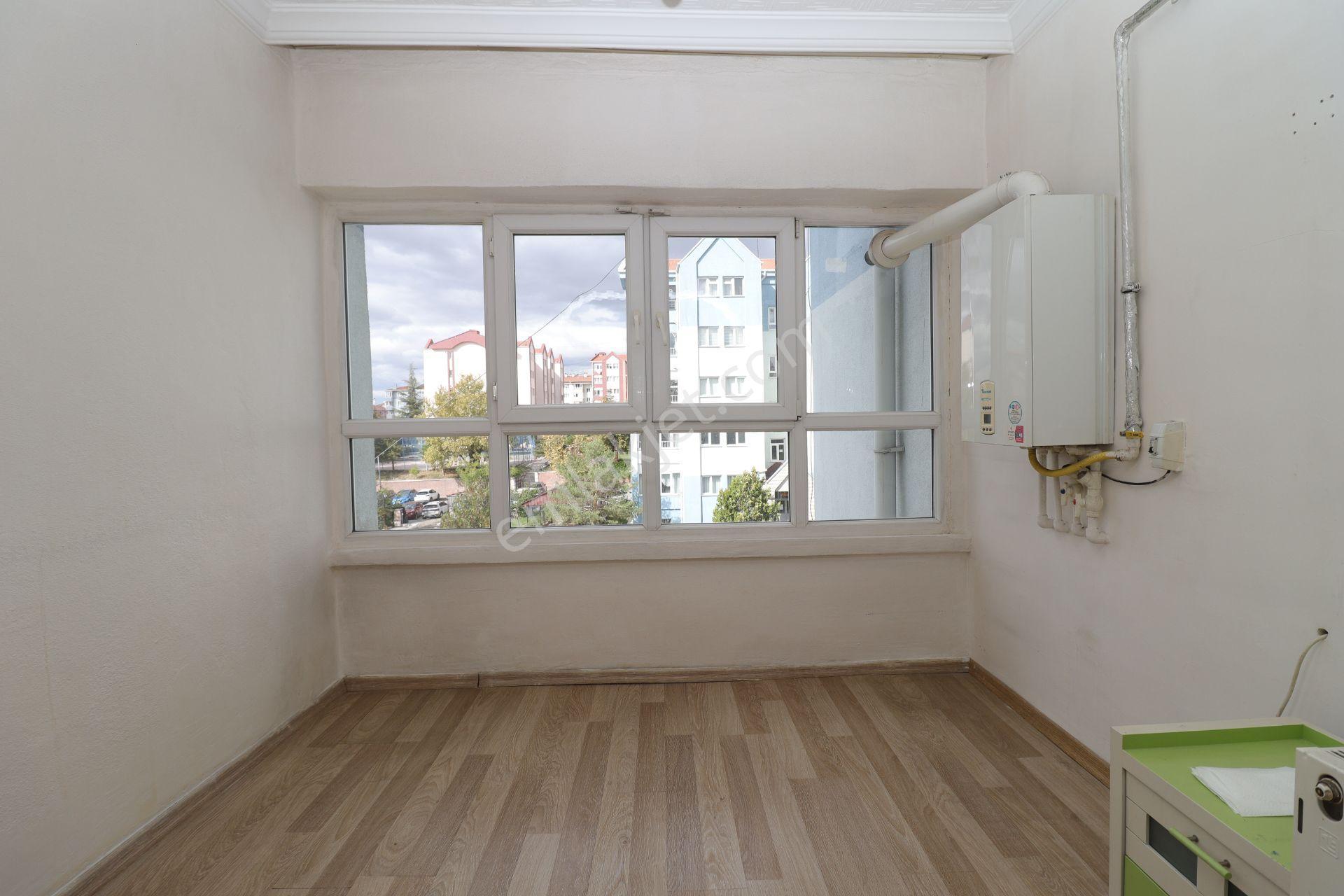 Akif'ten Topçu'da 3+1 Siteiçi Ara Kat Boş Kök Tapu Satılık Daire — fotoğraf 8