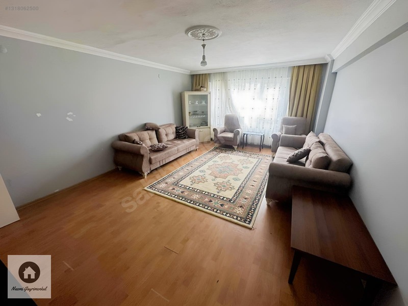 ** Mutlu Mah.de Geniş Kat Konumunda 3+1 Satılık Daire ** — fotoğraf 6