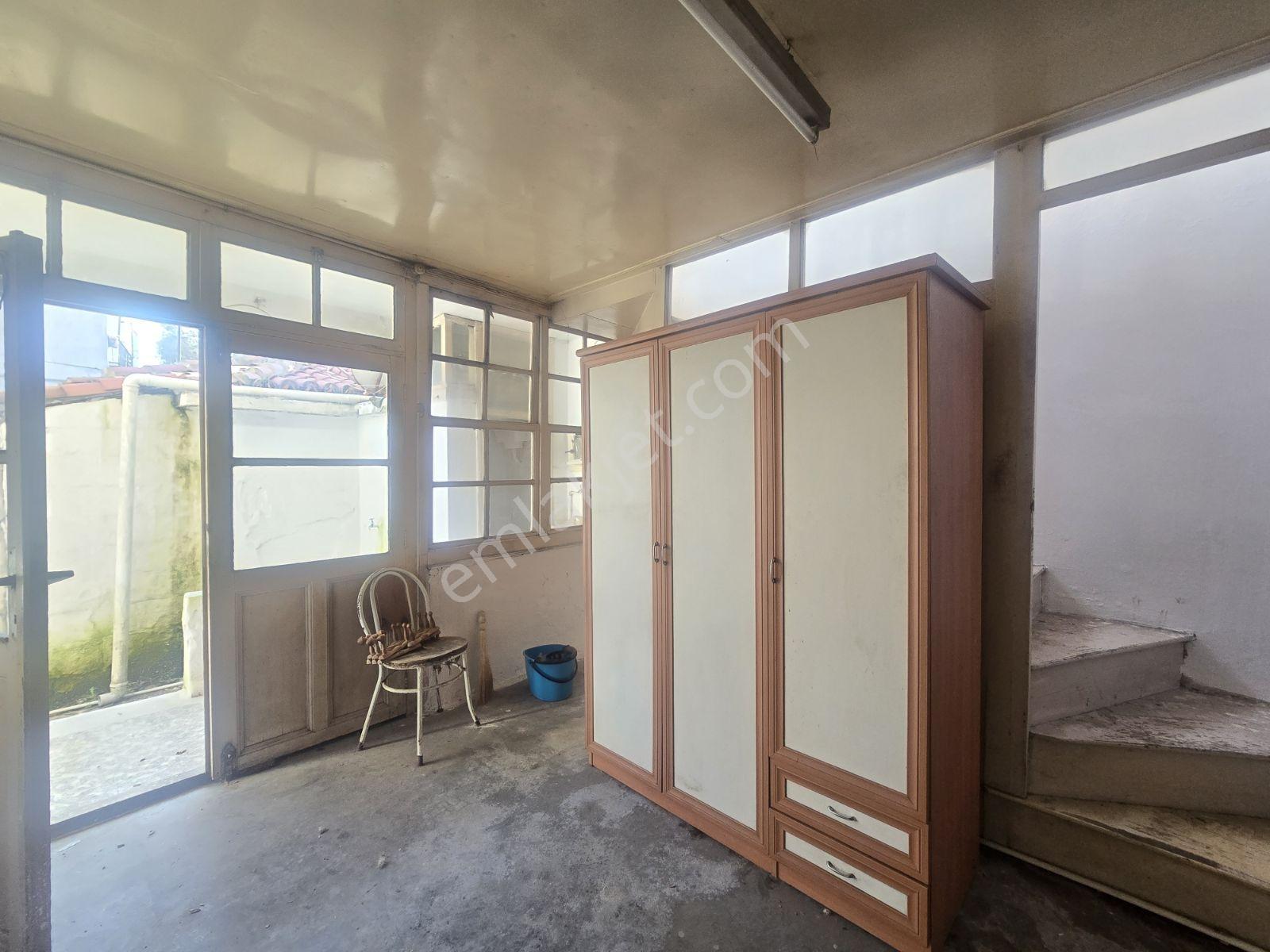 Emniyetin Arkasında 153 M² Arsa İçinde Müstakil Ev — fotoğraf 7