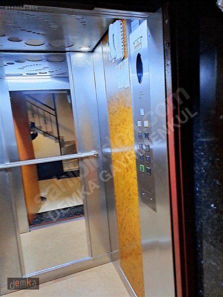 Ilıcada Metro Ve Caddeye Çok Yakın Kiralık Daire — fotoğraf 10