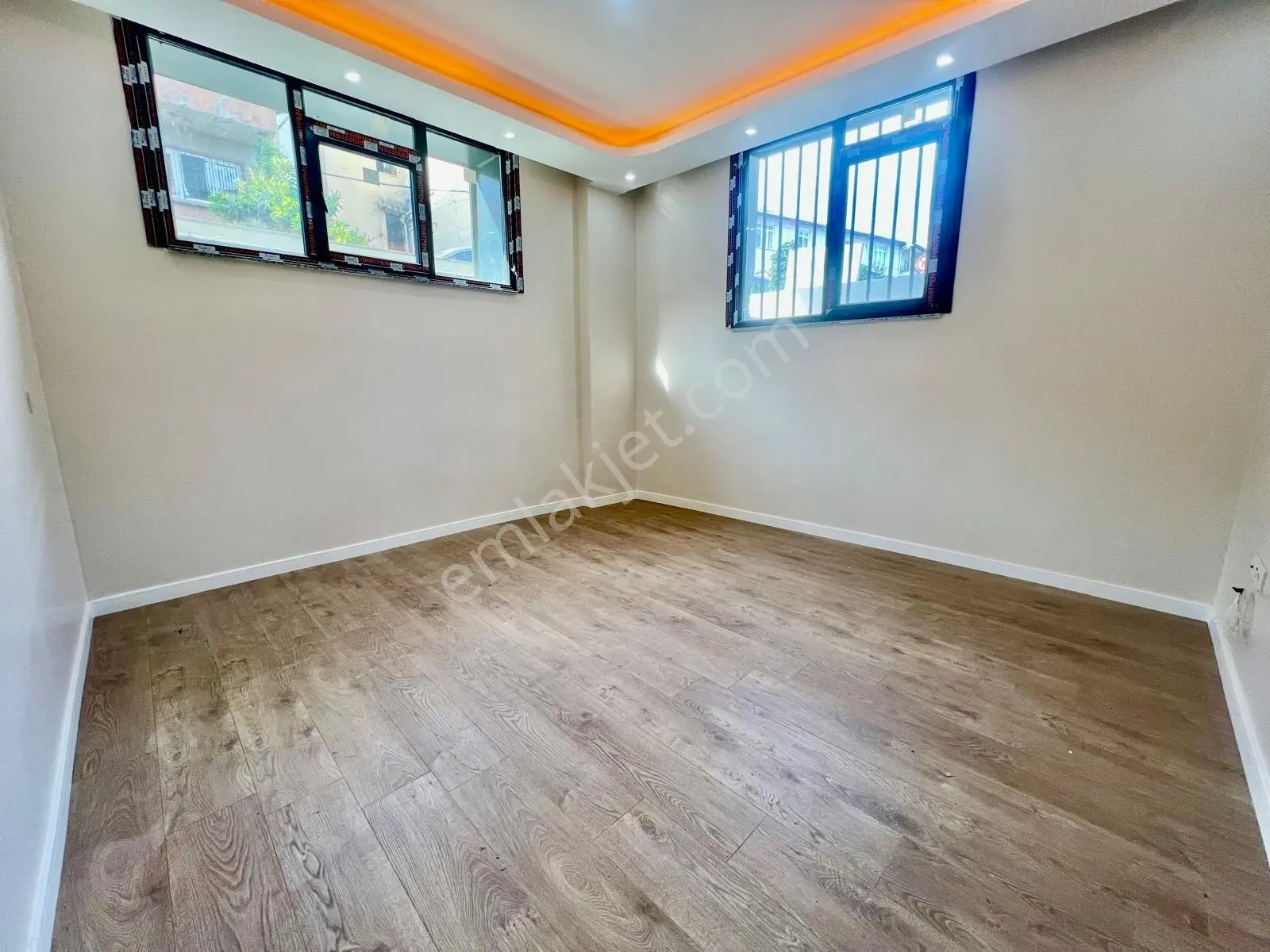 Seba'Dan Yenimahalle'De 1+1 65M2 Krediye Uygun Yatırımlık B.Katt